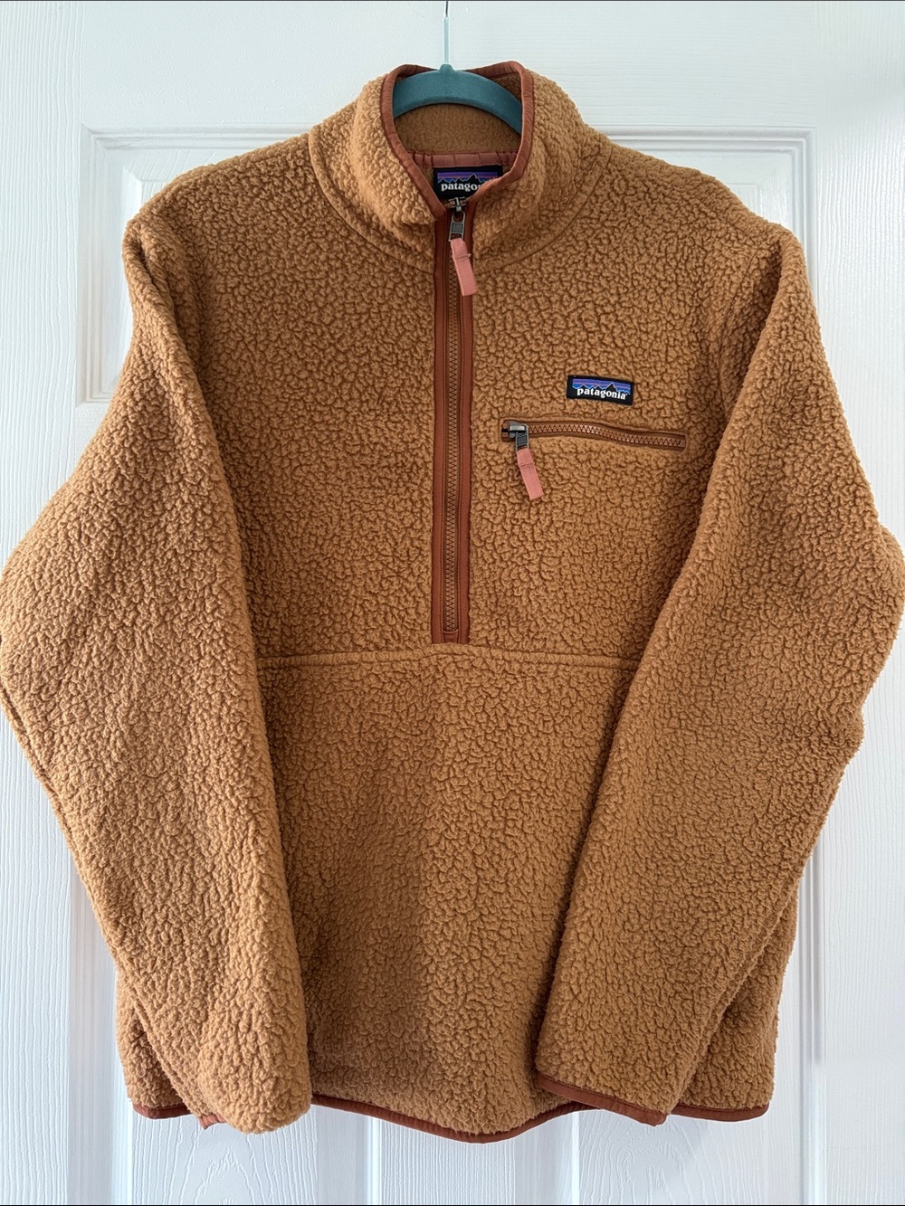 Patagonia Men’s Tan Quarter-Zip Retro Fleece Pullover